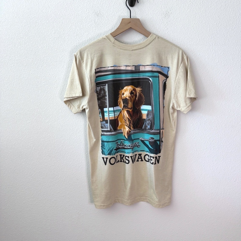 VOLKSWAGEN Mens Cotton Blend Dog Bus Graphic Tee Size Small Gorpcore Retro Surf